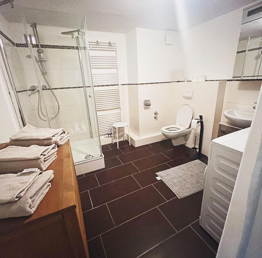 Elvis Family Dream Apartman Lübeck Kültér fotó